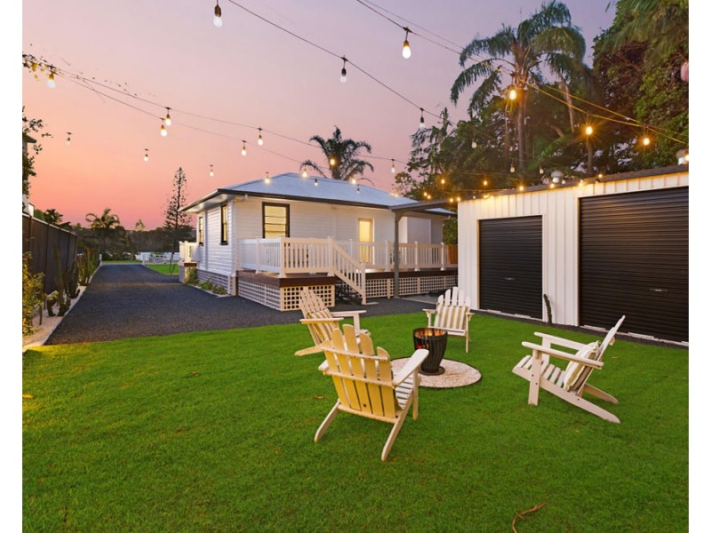 13 Fingal Road, Fingal Head NSW 2487