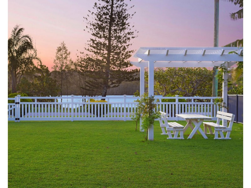 13 Fingal Road, Fingal Head NSW 2487