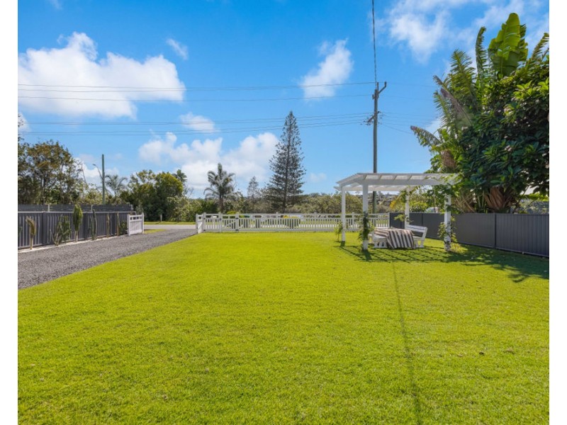 13 Fingal Road, Fingal Head NSW 2487