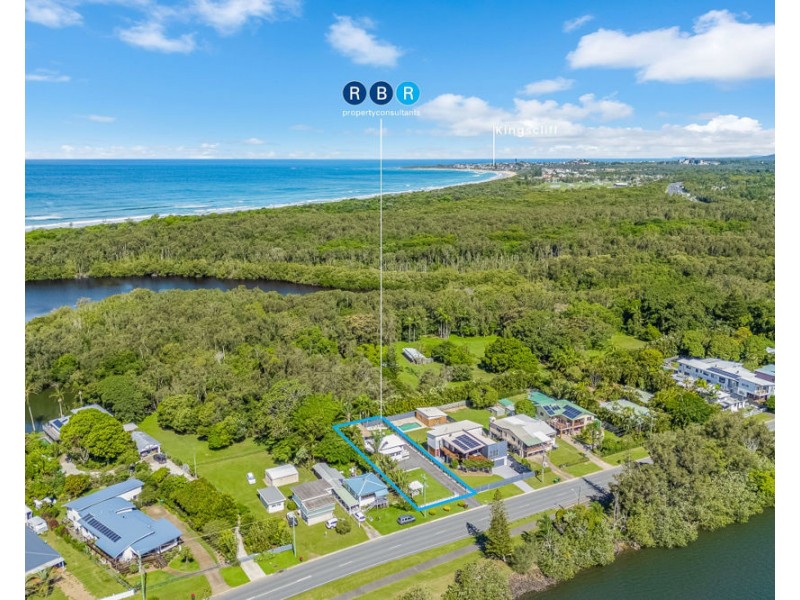 13 Fingal Road, Fingal Head NSW 2487