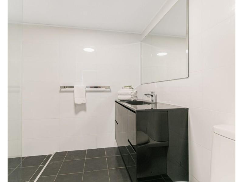 27/484-488 Marine Pde, Biggera Waters QLD 4216