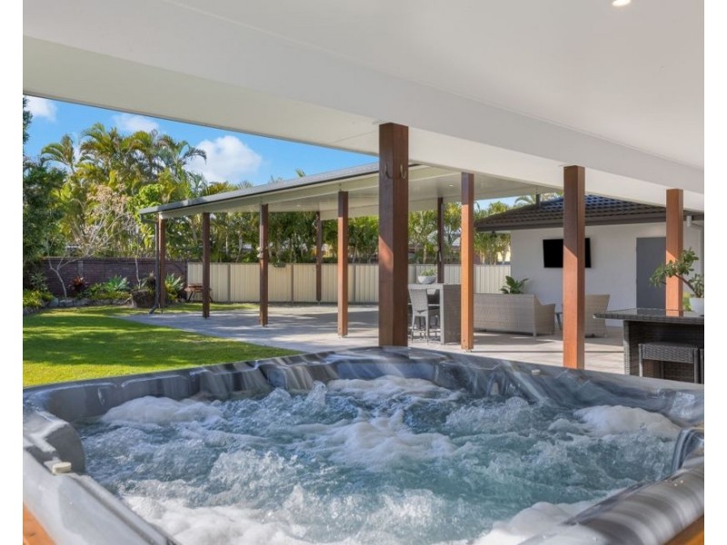 8 Meridian Way, Tweed Heads NSW 2485