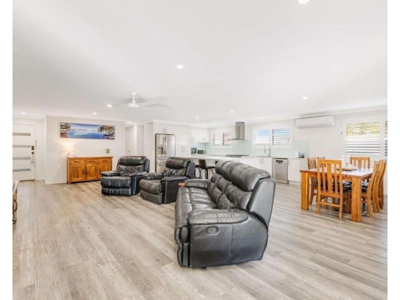 8 Meridian Way, Tweed Heads NSW 2485