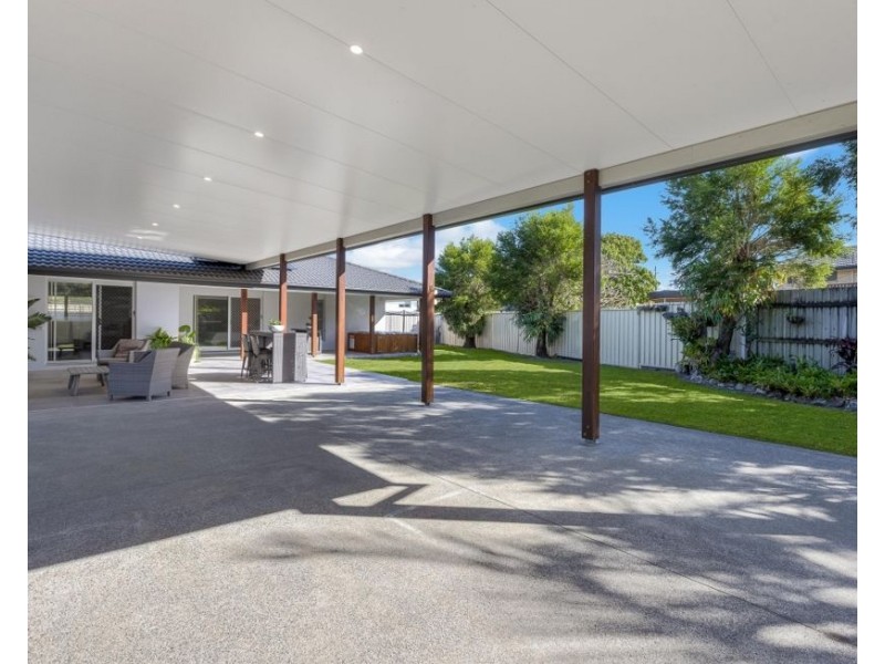 8 Meridian Way, Tweed Heads NSW 2485