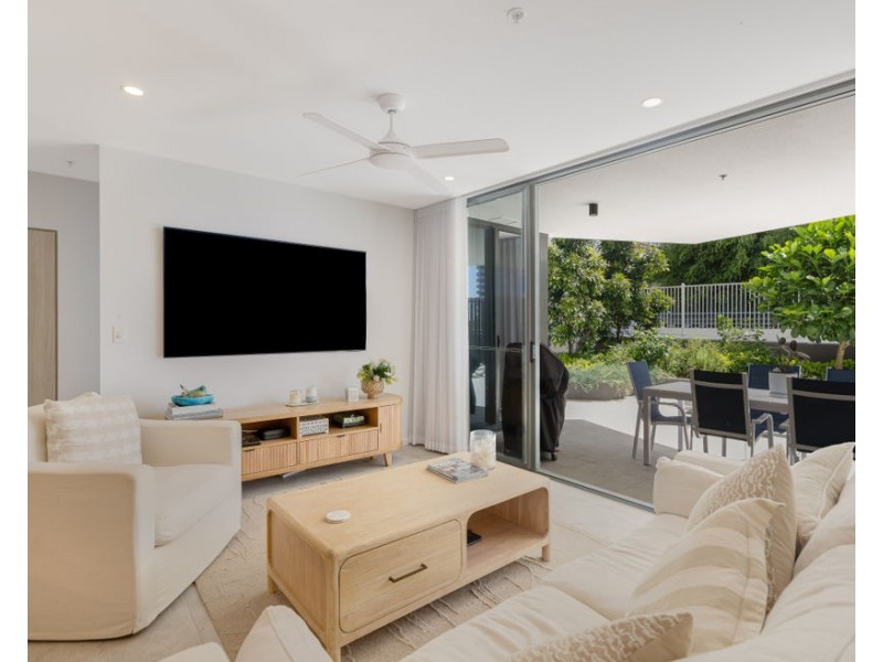 304/27 Garrick Street, Coolangatta QLD 4225