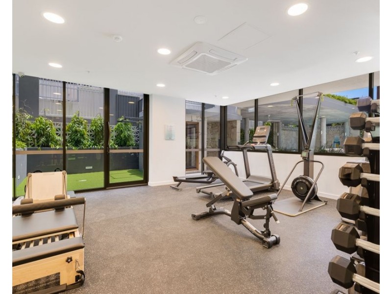 304/27 Garrick Street, Coolangatta QLD 4225