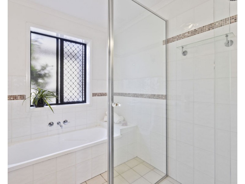 3/3 Johnston St, Bilinga QLD 4225