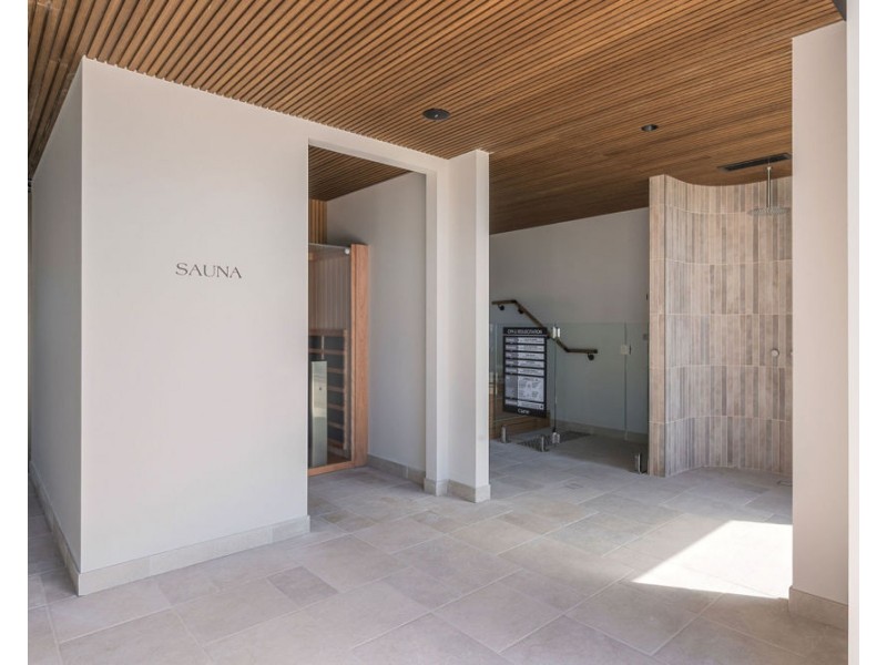 404/4 Carmichael Close, Coolangatta QLD 4225