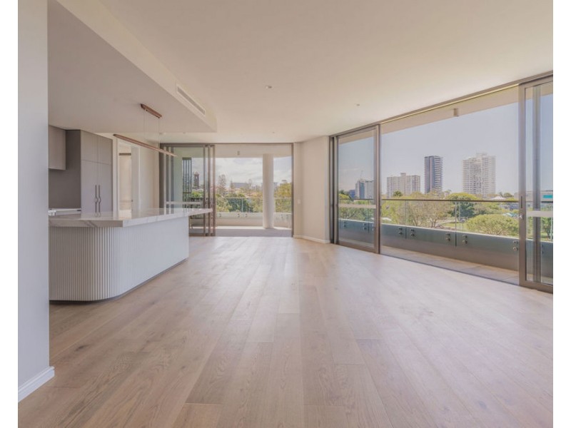 601/4 Carmichael Close, Coolangatta QLD 4225