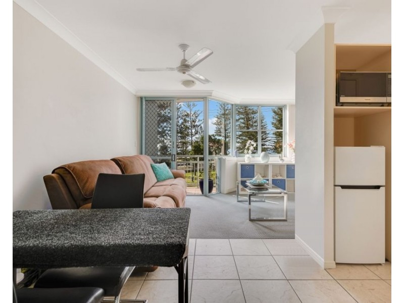 305/92-96 Musgrave Street, Coolangatta QLD 4225