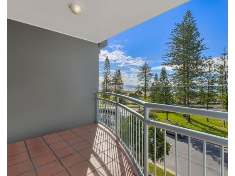 305/92-96 Musgrave Street, Coolangatta QLD 4225