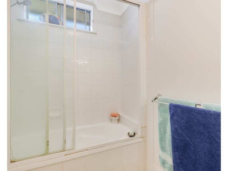 305/92-96 Musgrave Street, Coolangatta QLD 4225