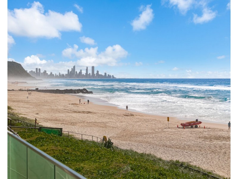 2/107 Jefferson Lane  ” Ophira”, Palm Beach QLD 4221