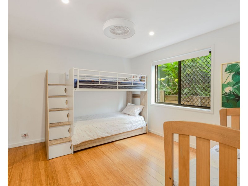 4/18 Lanham Street, Coolangatta QLD 4225