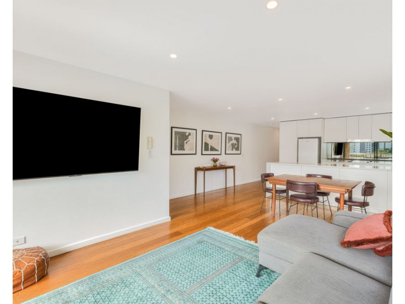 4/18 Lanham Street, Coolangatta QLD 4225