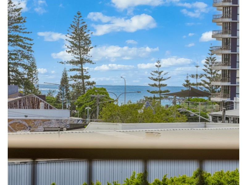 4/18 Lanham Street, Coolangatta QLD 4225