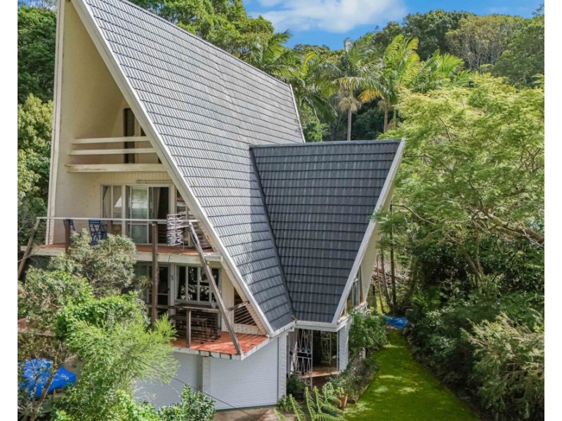 122 Broadwater Esplanade, Bilambil Heights NSW 2486