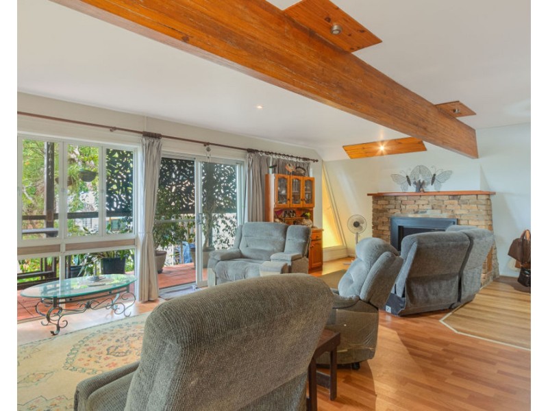 122 Broadwater Esplanade, Bilambil Heights NSW 2486