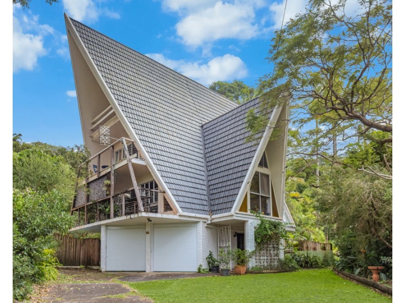 122 Broadwater Esplanade, Bilambil Heights NSW 2486
