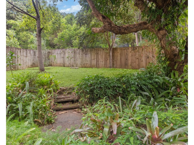 122 Broadwater Esplanade, Bilambil Heights NSW 2486