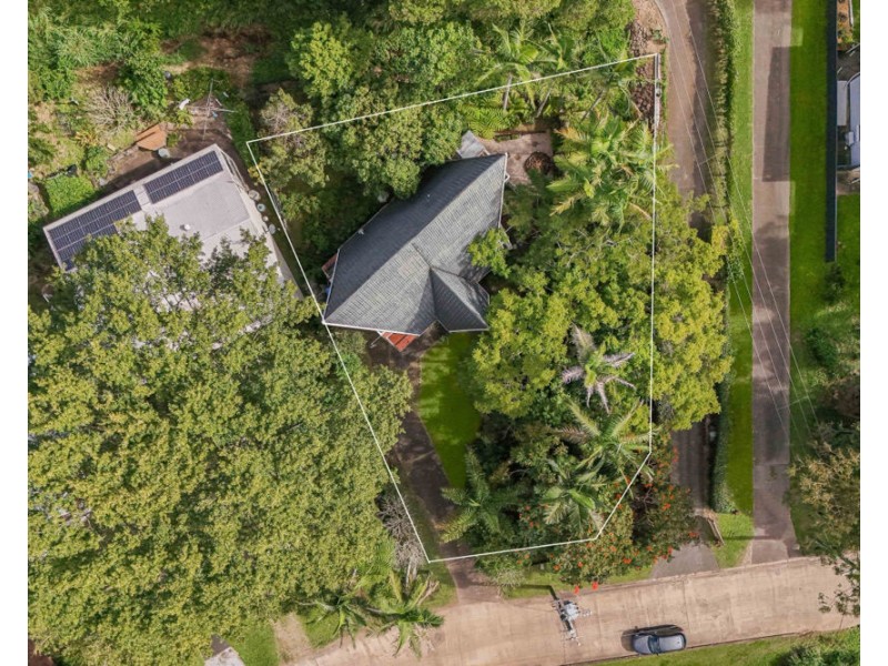 122 Broadwater Esplanade, Bilambil Heights NSW 2486