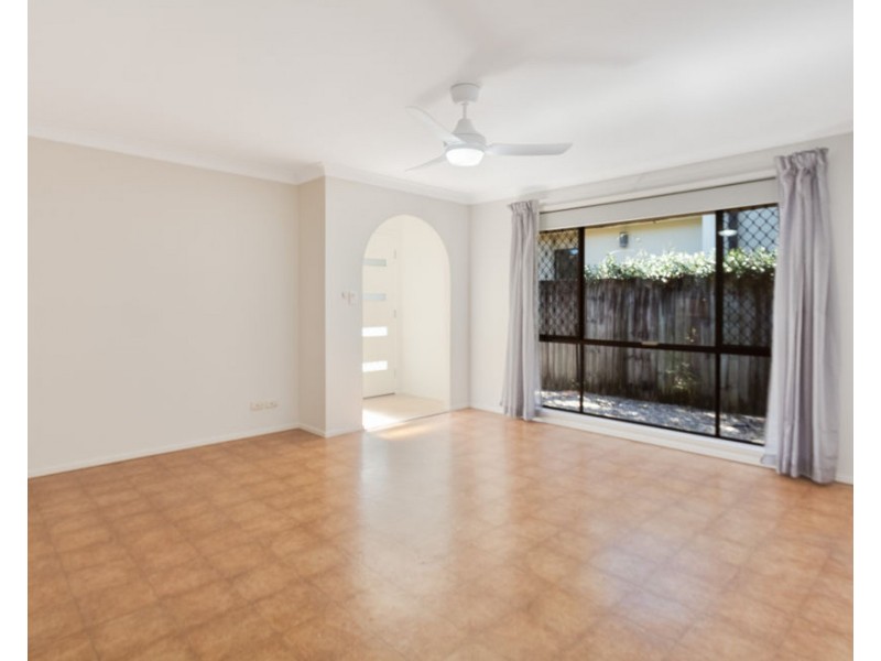 1a/90 Palm Beach Avenue, Palm Beach QLD 4221
