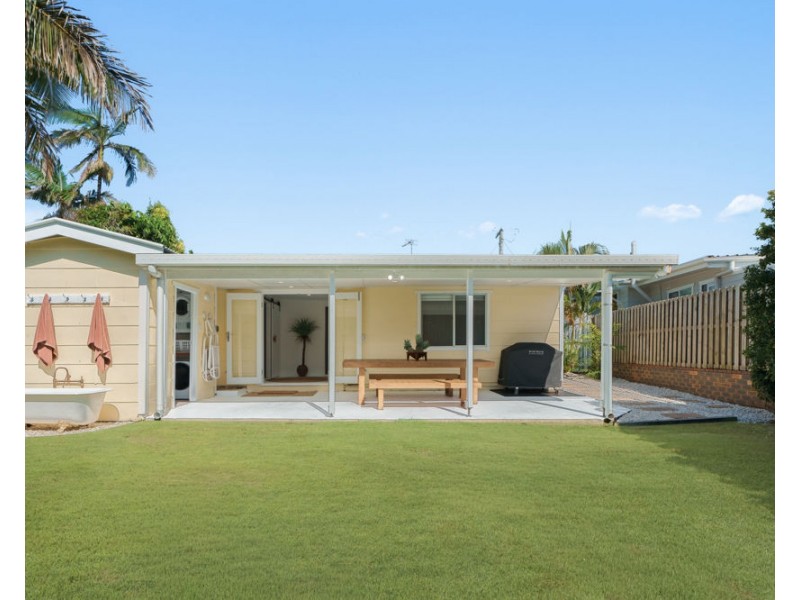 22 Main Road, Fingal Head NSW 2487