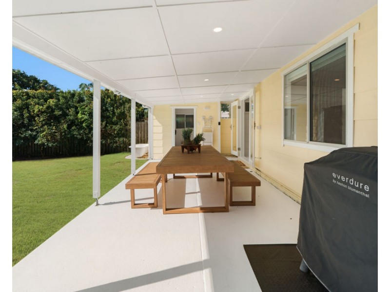22 Main Road, Fingal Head NSW 2487