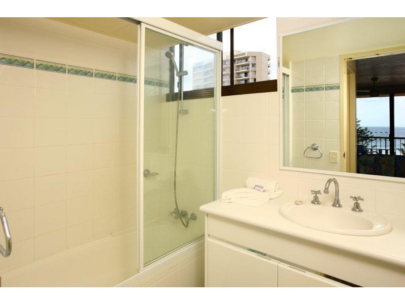 21/190 Marine Parade, Rainbow Bay QLD 4225