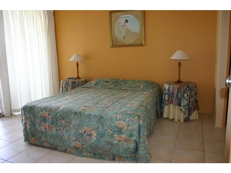 Coolangatta QLD 4225