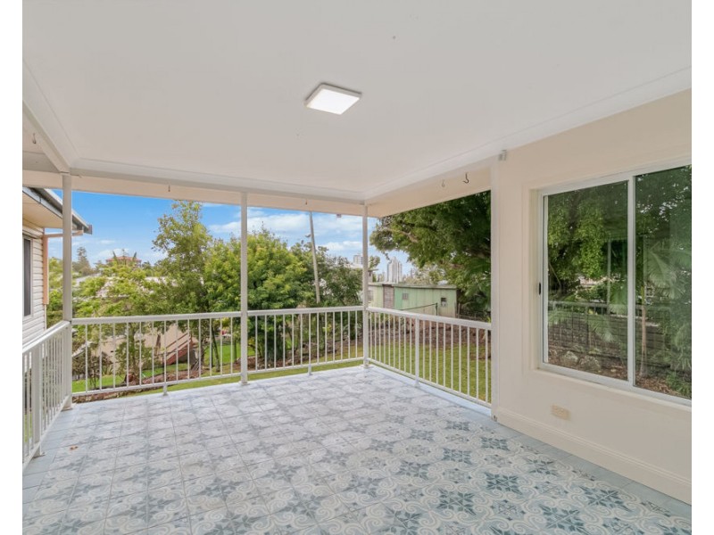 Coolangatta QLD 4225