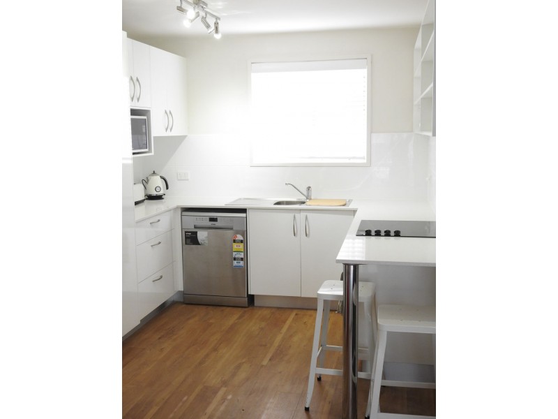 2/26A Eden Avenue, Coolangatta QLD 4225