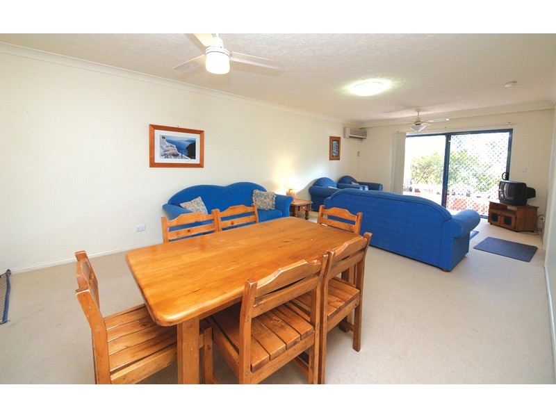 3/5  Hill Street, Rainbow Bay QLD 4225