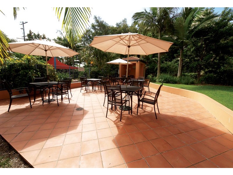 3/5  Hill Street, Rainbow Bay QLD 4225