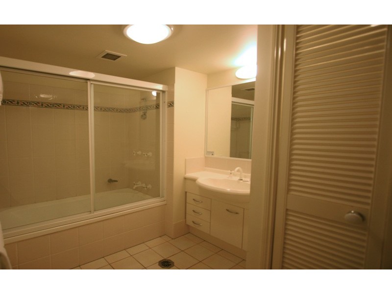 3/5  Hill Street, Rainbow Bay QLD 4225