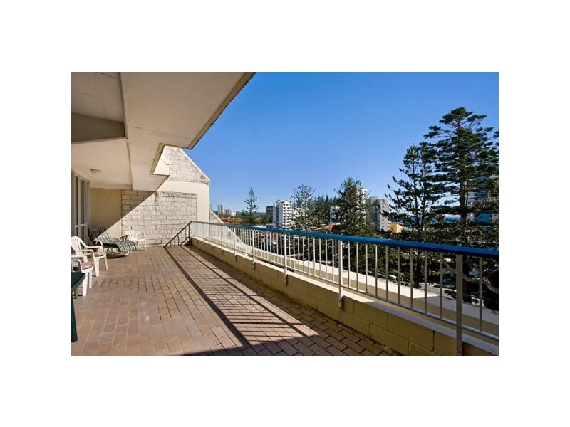 Rainbow Bay QLD 4225