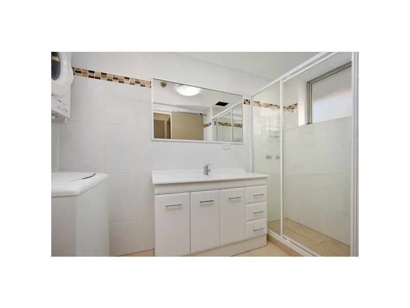 Rainbow Bay QLD 4225