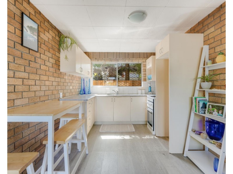 2/34 Coolangatta Rd, Coolangatta QLD 4225