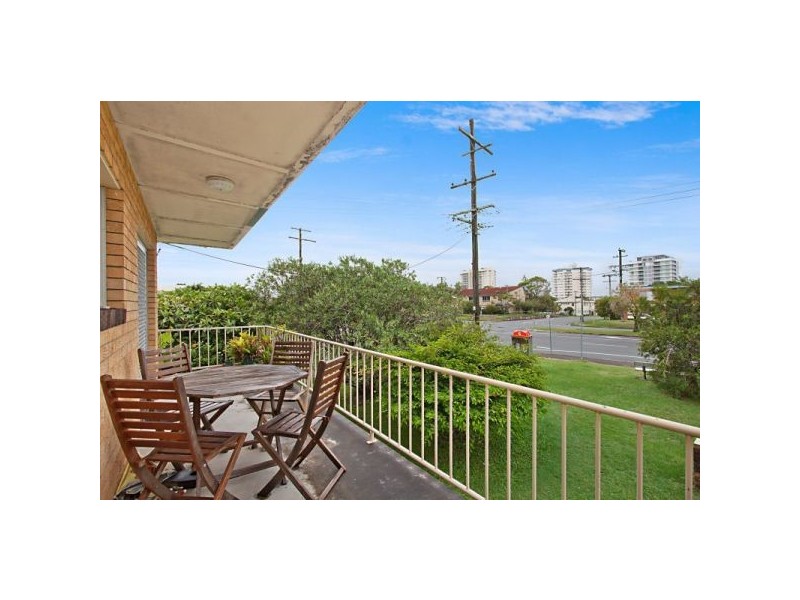 8/34 Coolangatta Rd, Kirra QLD 4225