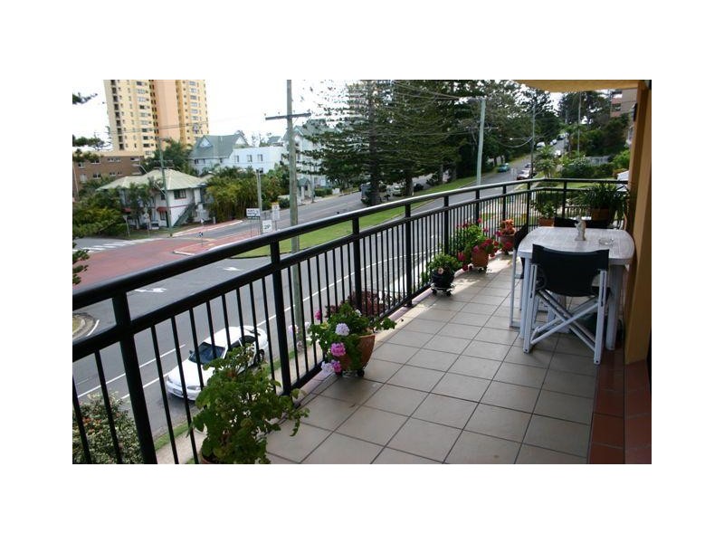 2/34 Boundary Street, Tweed Heads NSW 2485