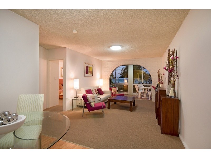 Rainbow Bay QLD 4225