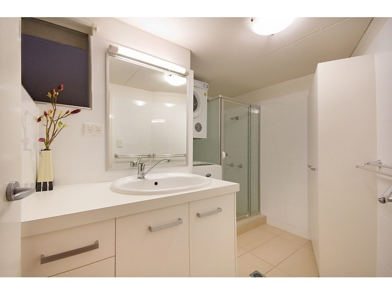 Rainbow Bay QLD 4225