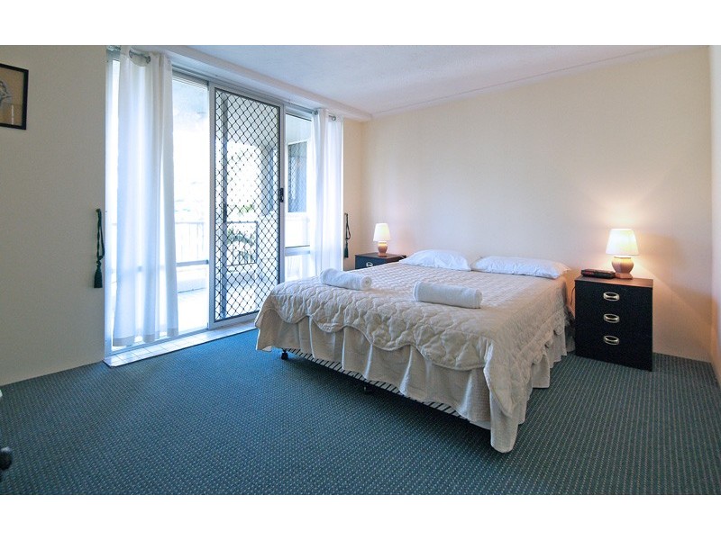 201/255 Boundary Street, Rainbow Bay QLD 4225