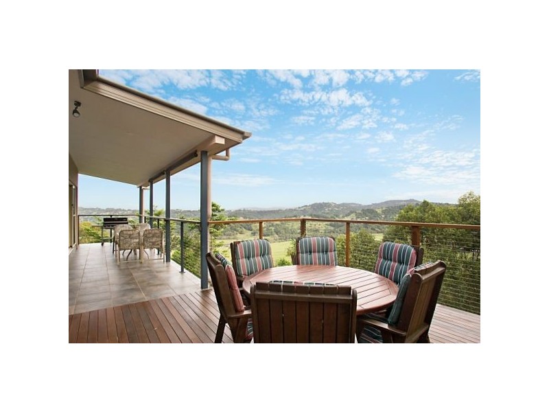4 Owenia Cct, Bilambil Heights NSW 2486