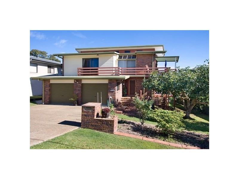 3 Walter Cres, Banora Point NSW 2486