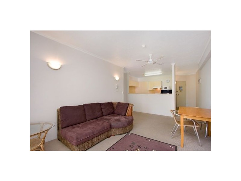 2/22 Boundary Street, Rainbow Bay QLD 4225