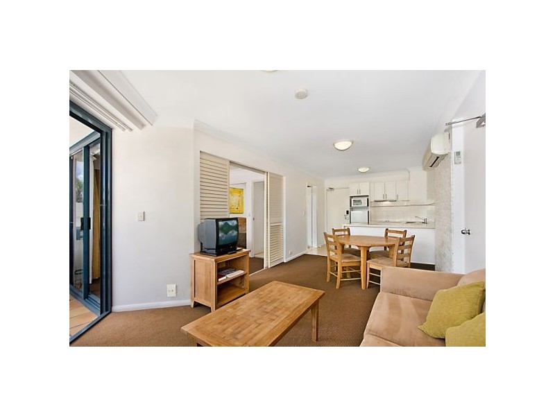 220/99 Griffith Street, Coolangatta QLD 4225