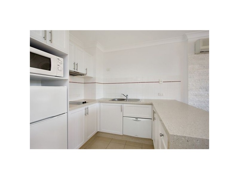 220/99 Griffith Street, Coolangatta QLD 4225