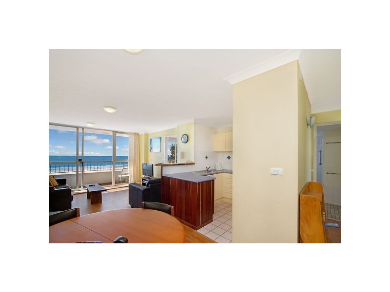 13/3 Ward Street, Rainbow Bay QLD 4225