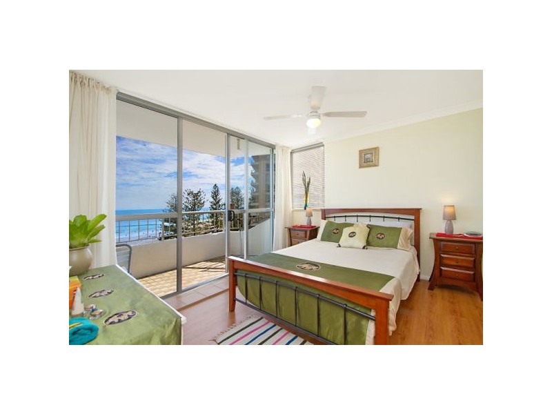 13/3 Ward Street, Rainbow Bay QLD 4225